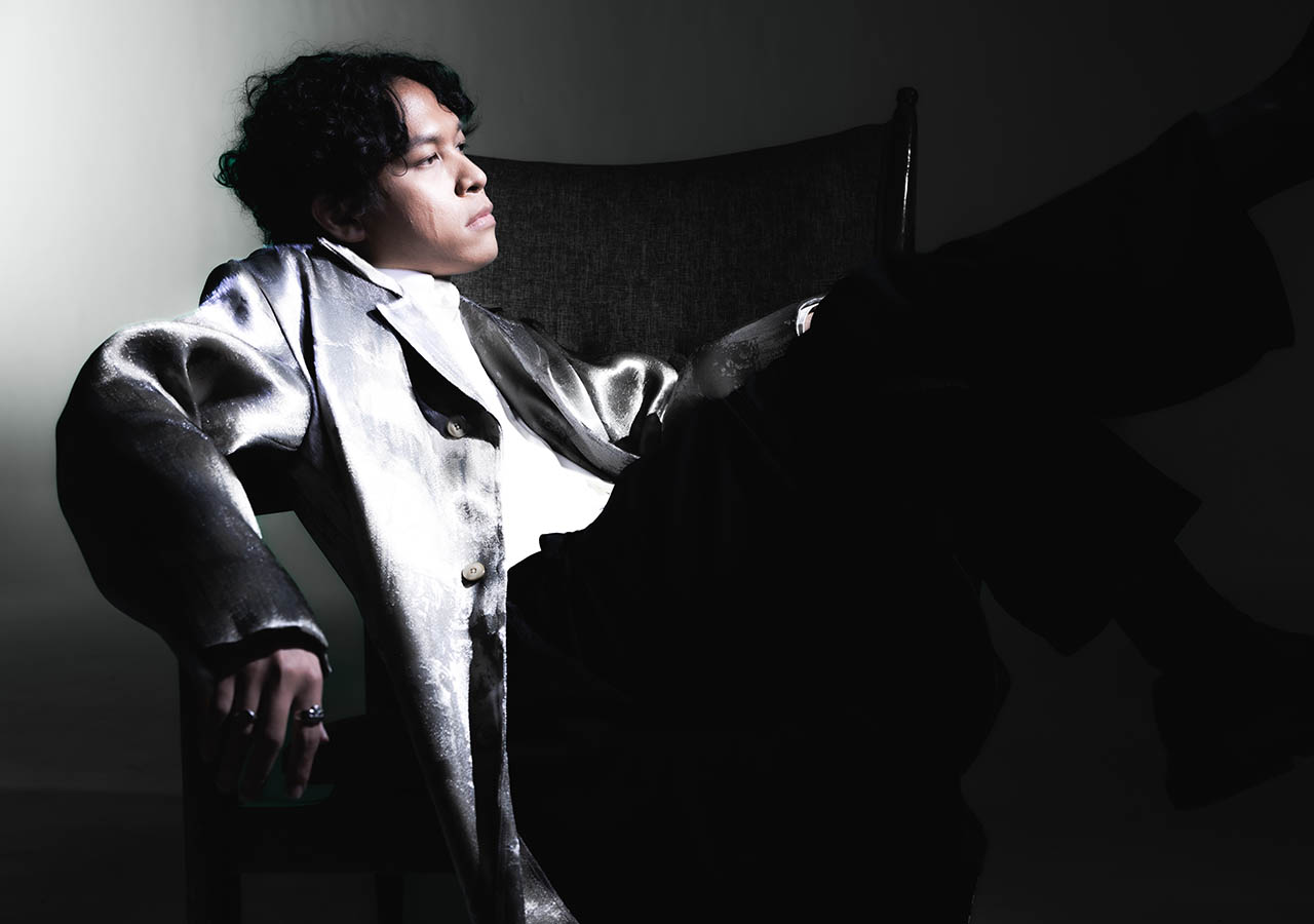 HINDIA Merilis Mixtape Berisi 16 Lagu Bertajuk “Doves, ’25 On Blank