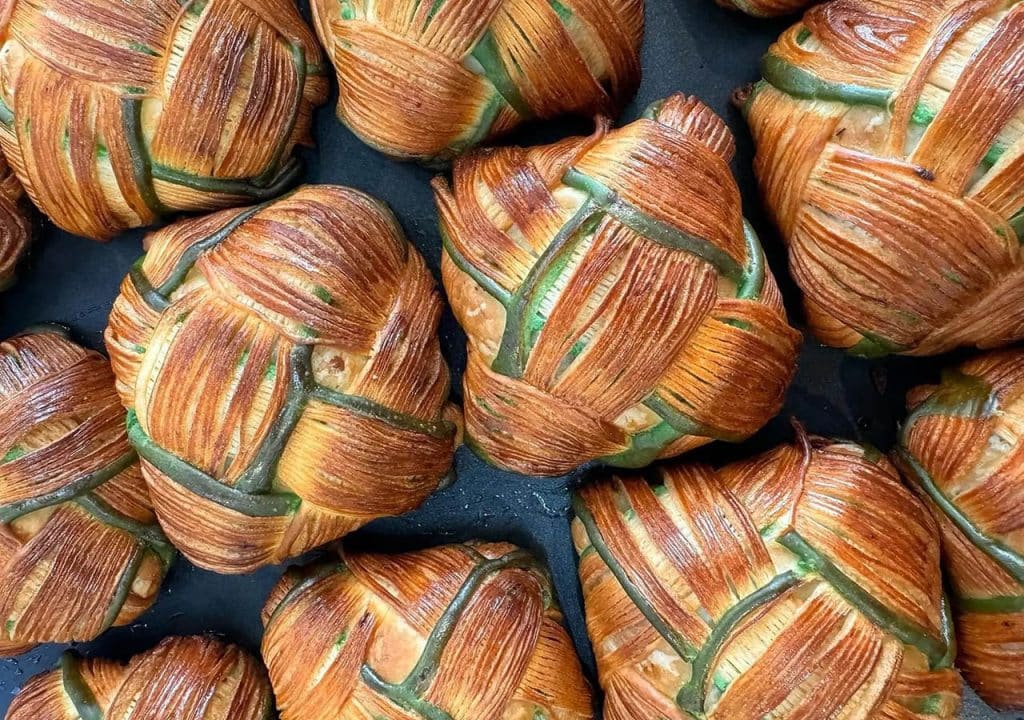 croissant ketupat lebaran