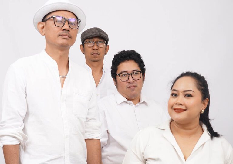 USIX Hati Yang Terbuka